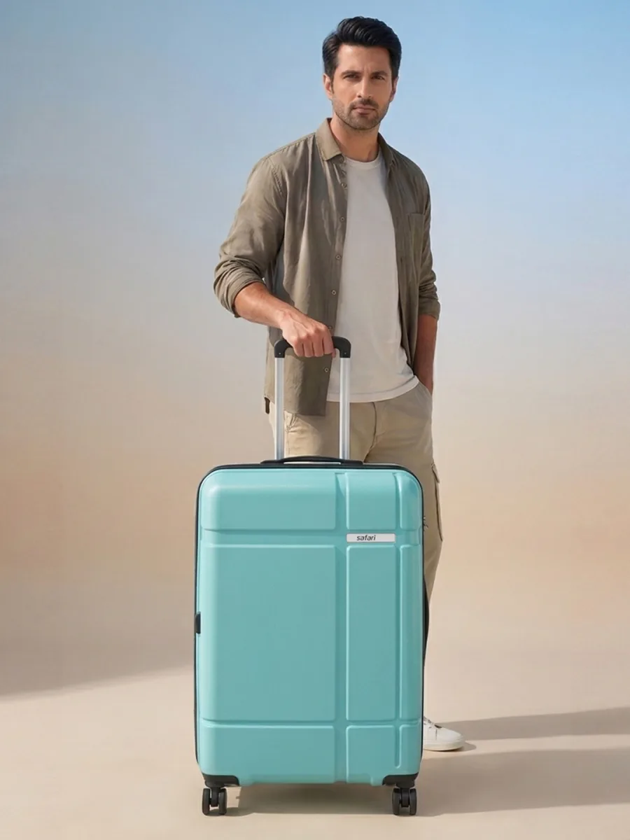 Textured Medium Trolley Bag