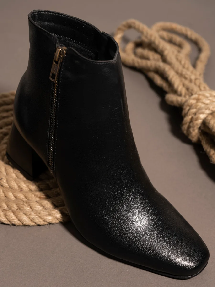 Black Block-Heel Ankle Boots