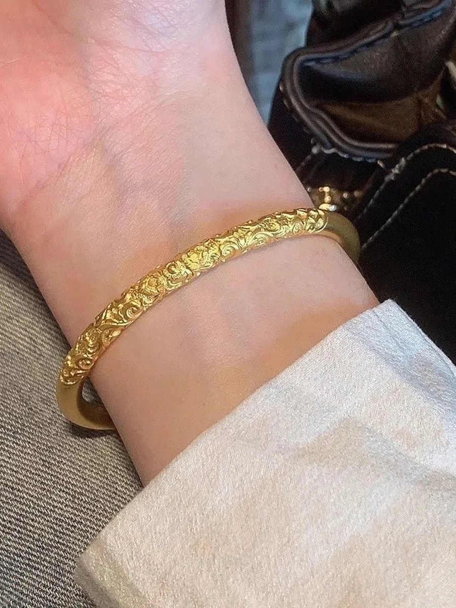 Gold Carved Kada