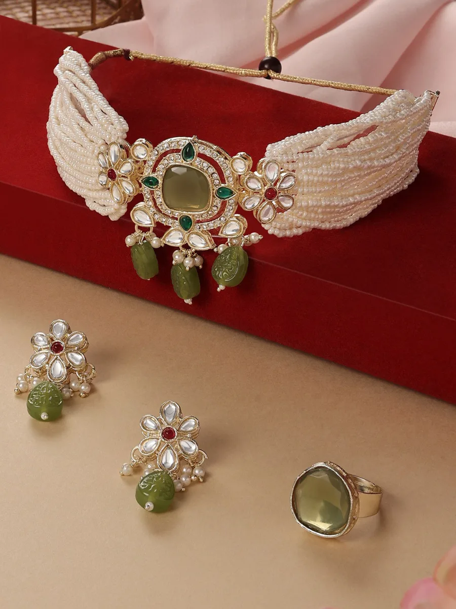 Kundan Pearl Choker Set