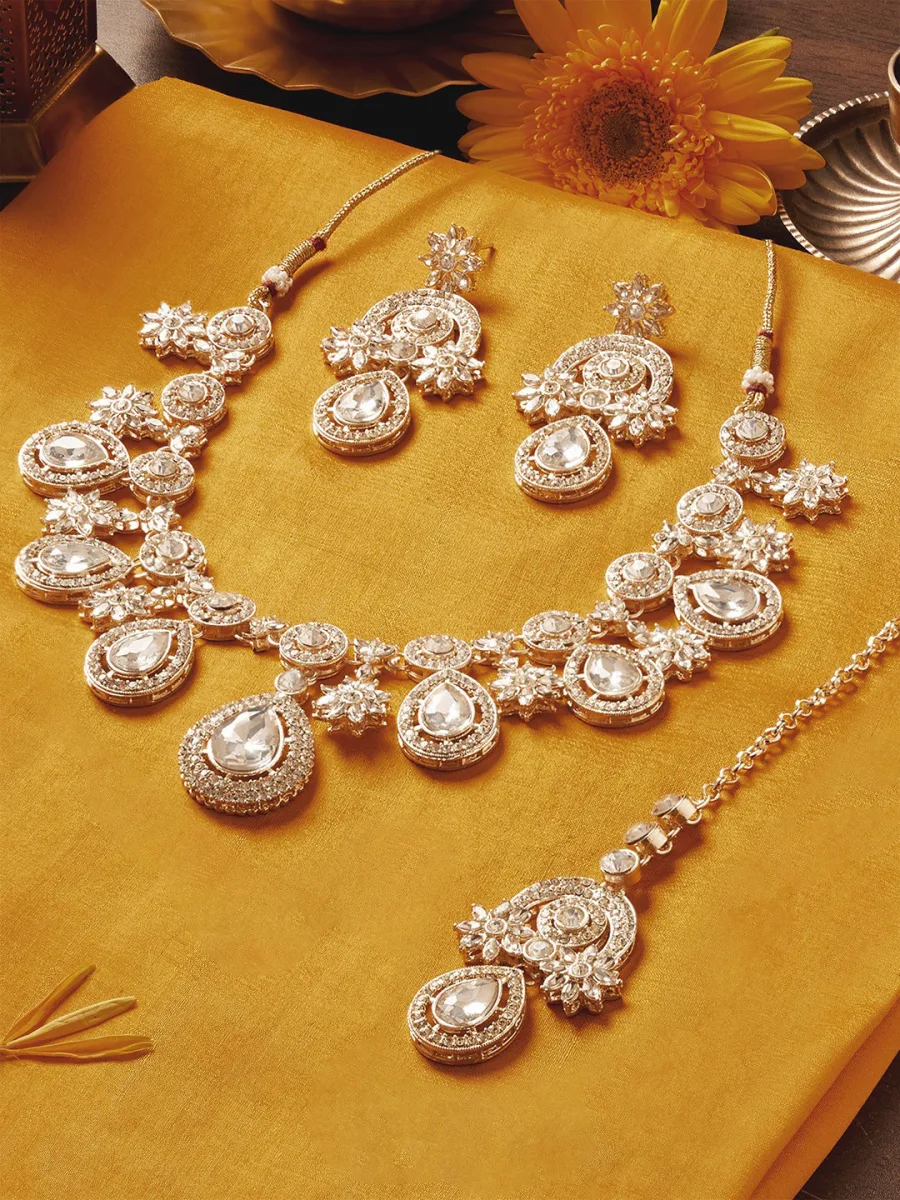 Gold Polki Necklace Set