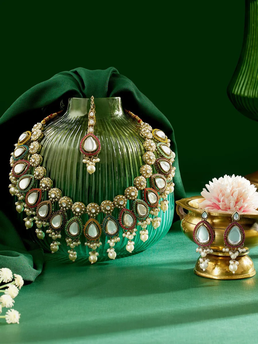 Kundan Pearl Necklace Set