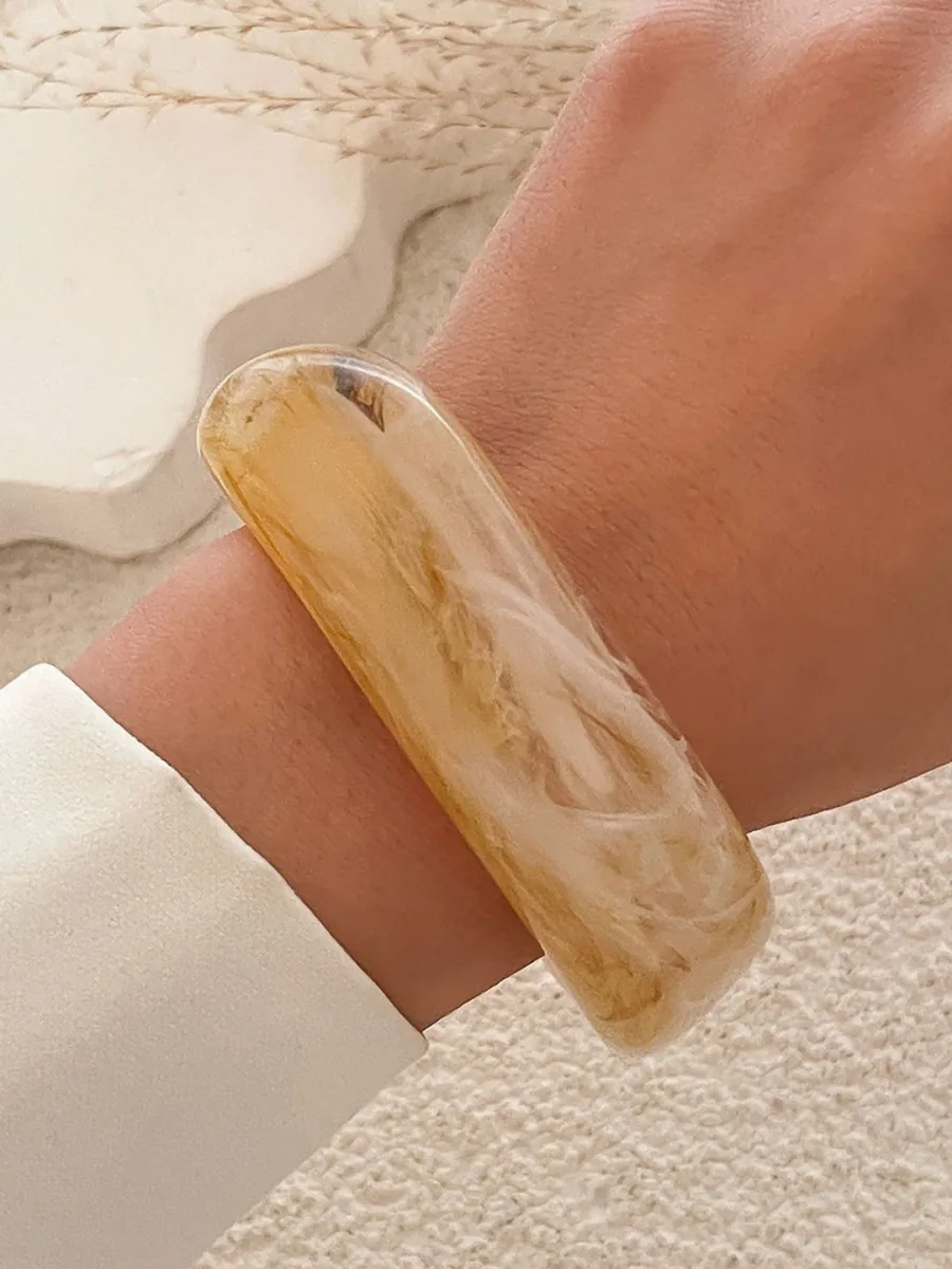 Women Handcrafted Bangle-Style Bracelet