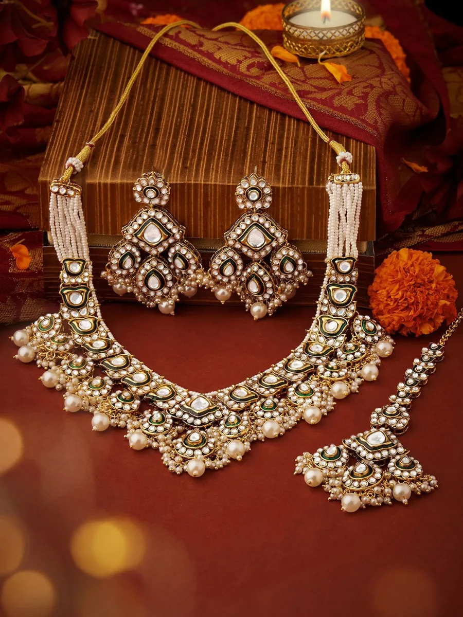 Kundan Pearl Necklace Set
