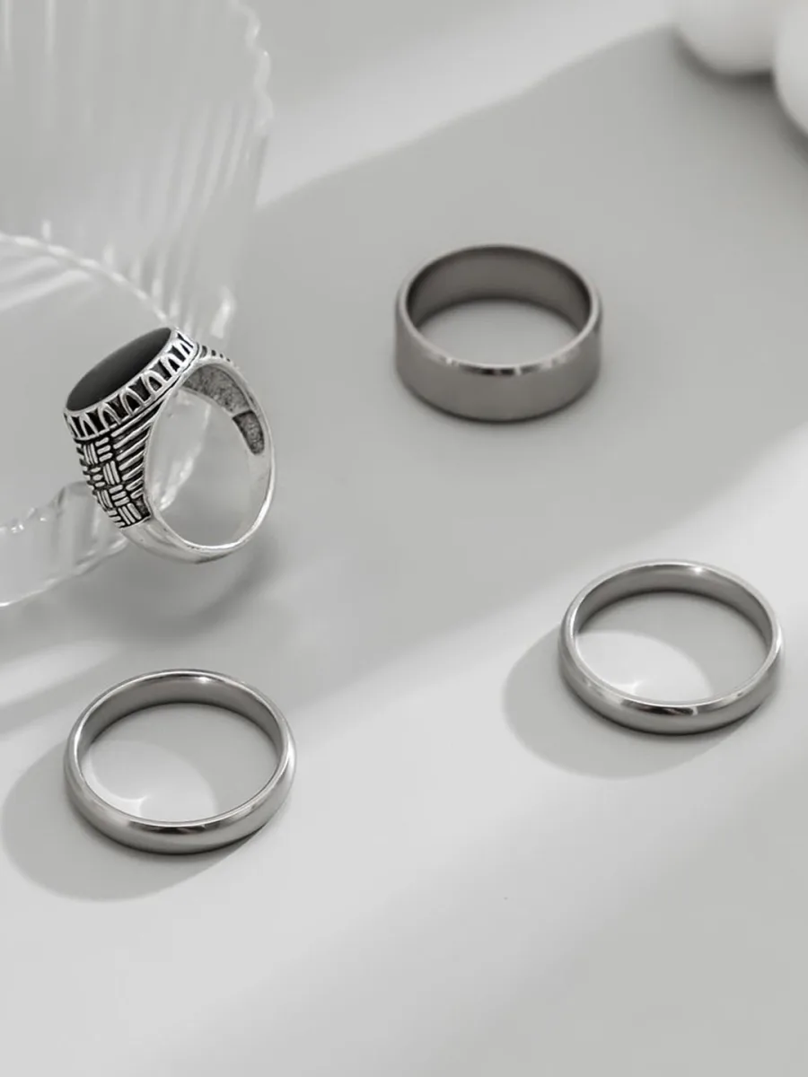 Men Pack Of 4 Finger Rings