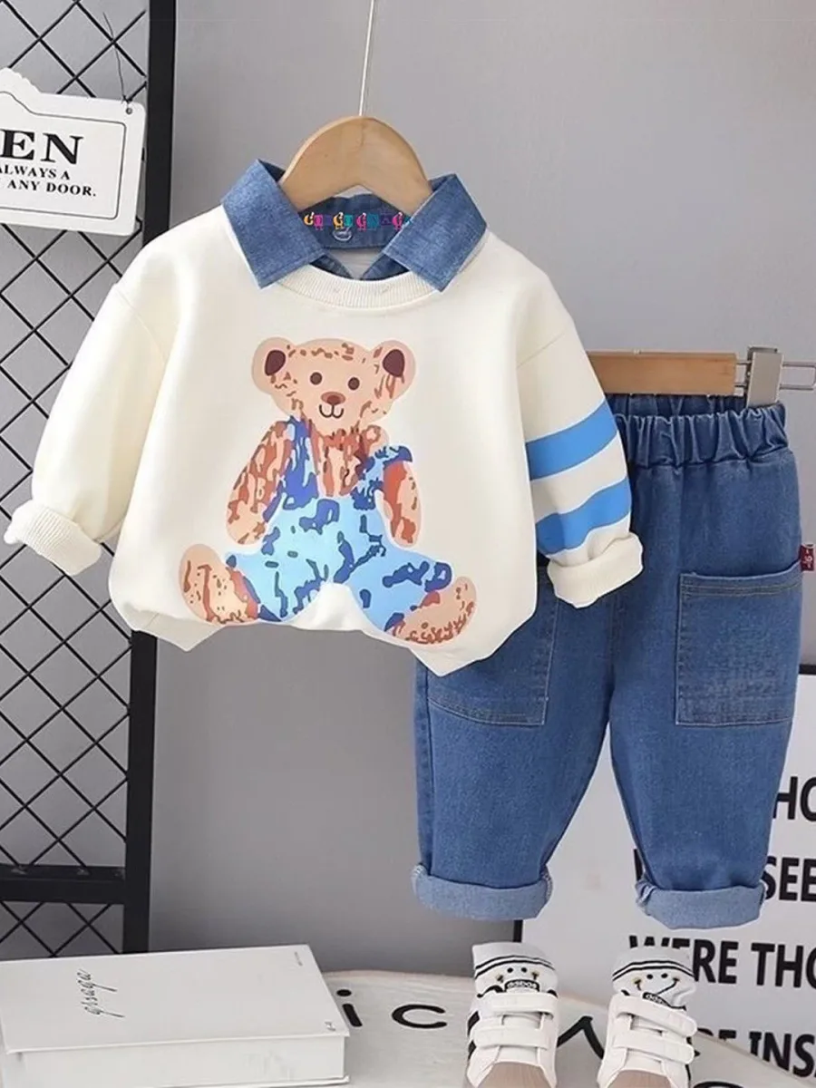 Boys Printed T-shirt with Trousers