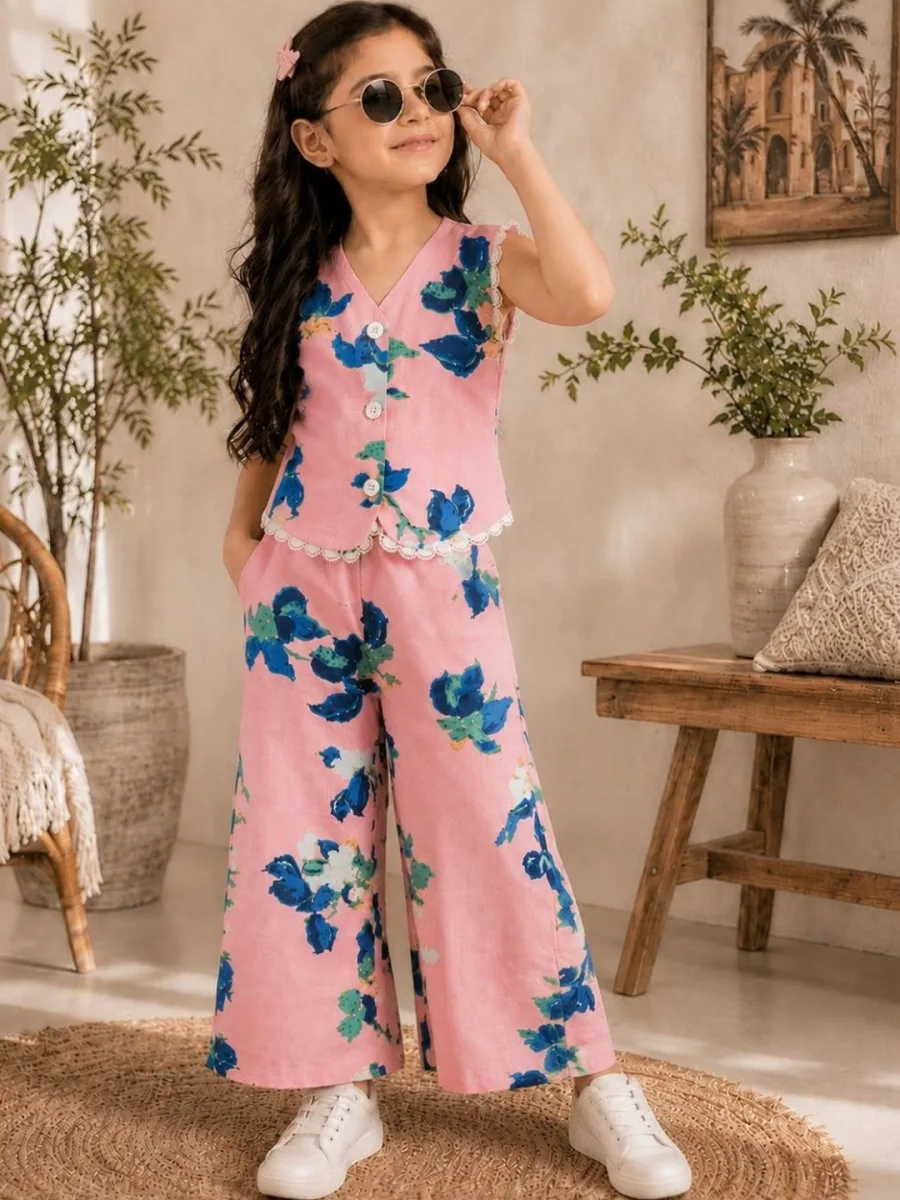 Radiant Clothing Set