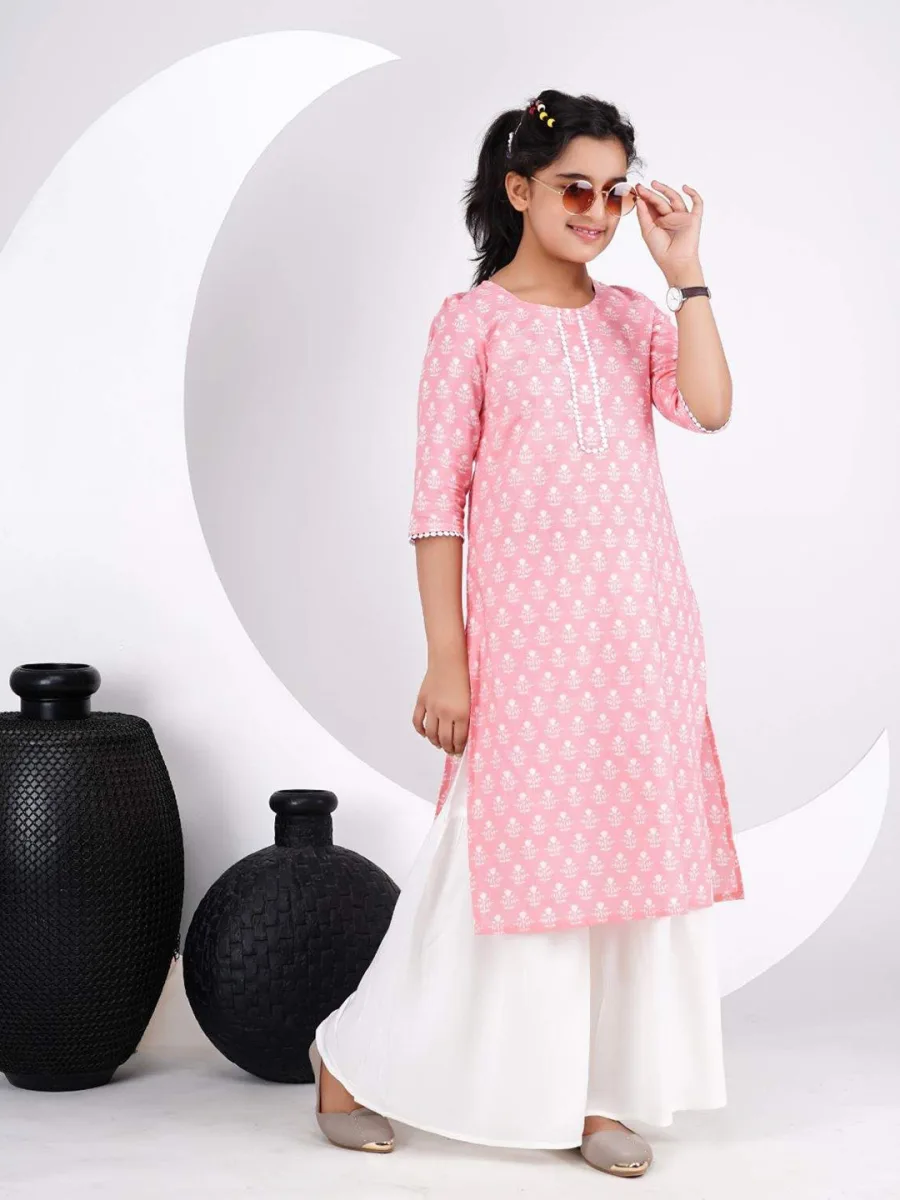 Girls Cotton Straight Kurta
