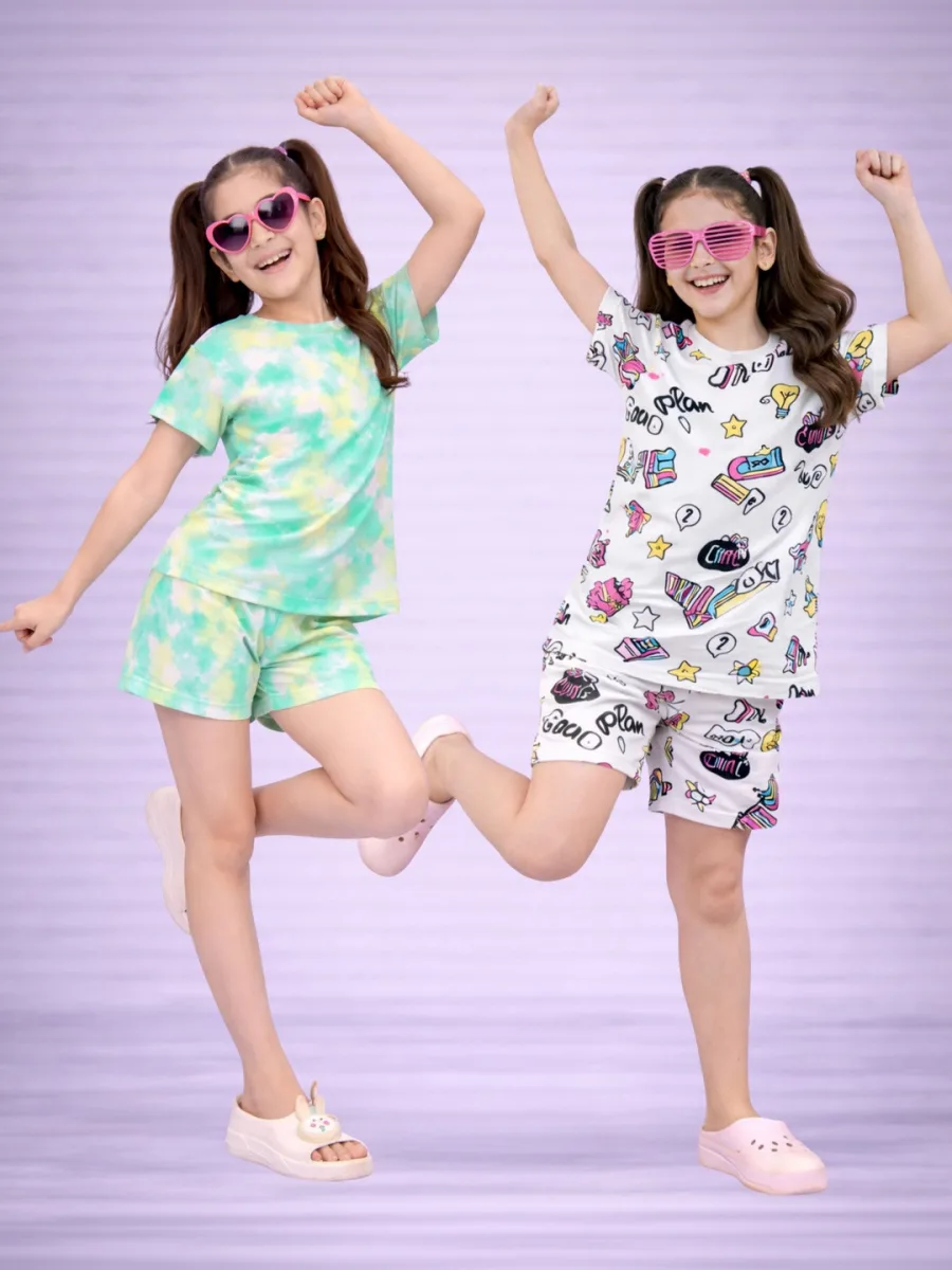 Studio Clothing Set