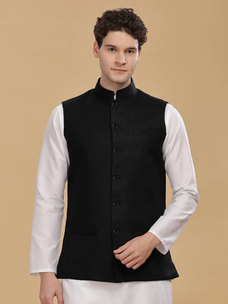 Men Woven Nehru Jackets