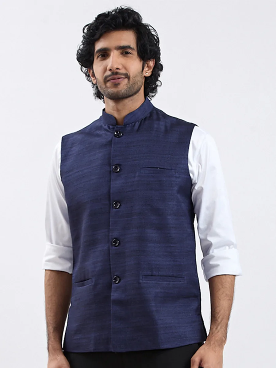Men Textured Nehru Jacket