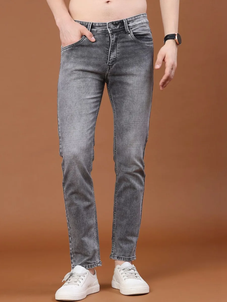 Glow Tapered Jeans
