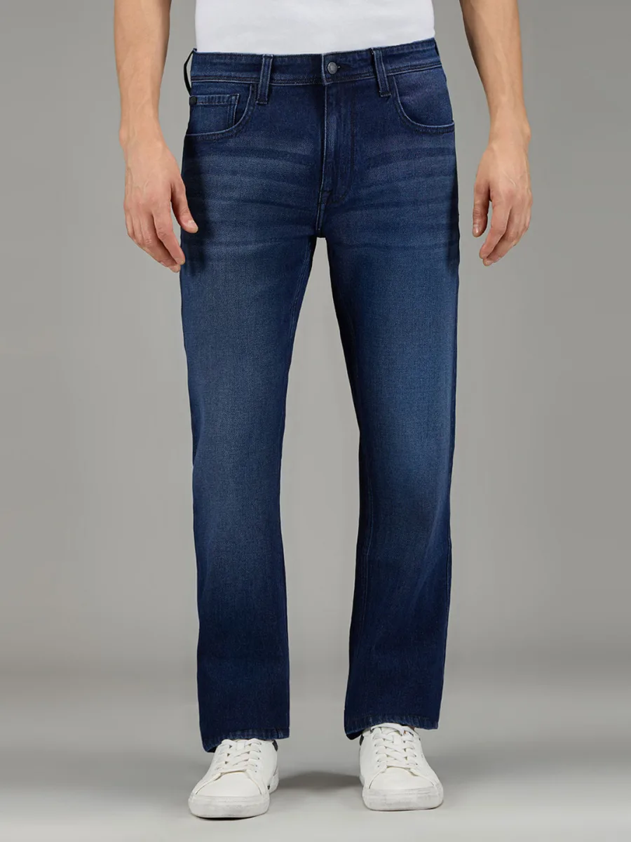 Signature Straight Fit Jeans