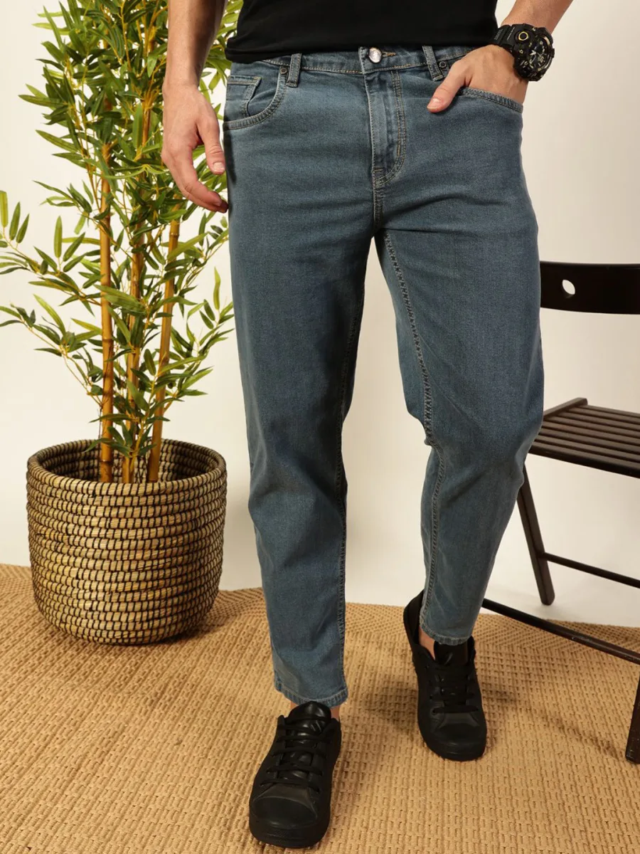 Men Tapered Fit Jeans