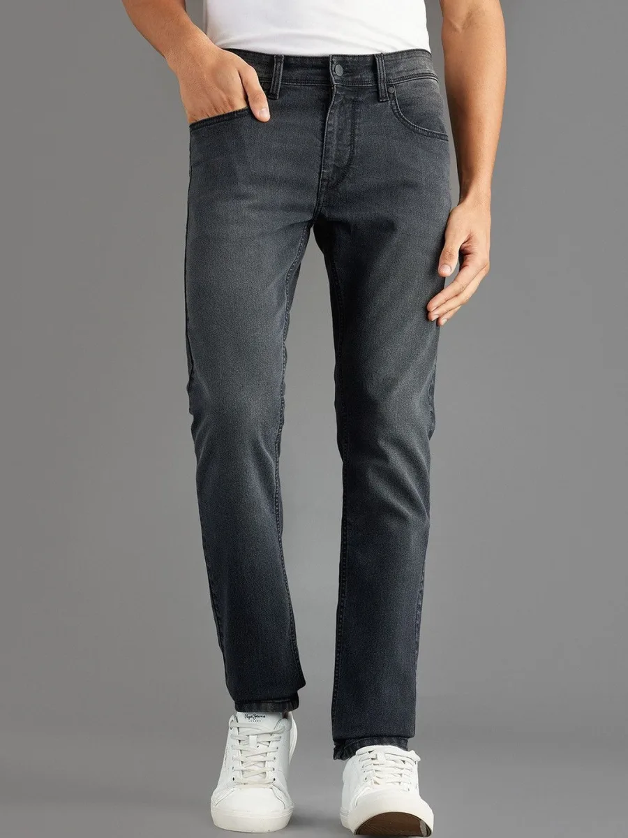 Intense Straight Fit Jeans