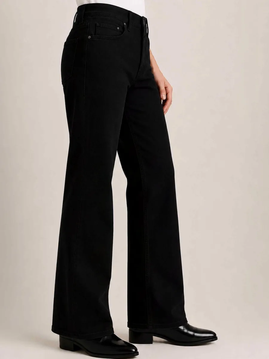 Men Classic Bootcut Jeans