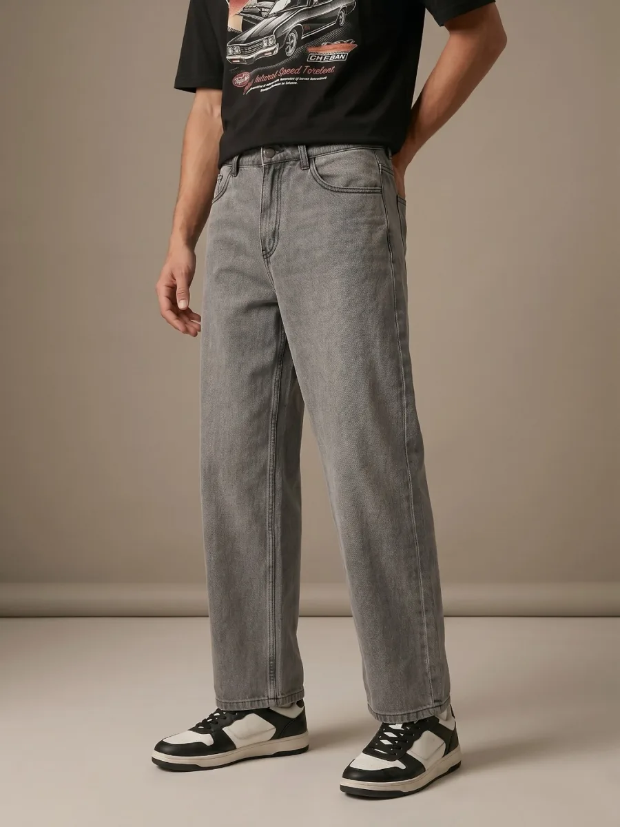 Lightweight Mom Jeans