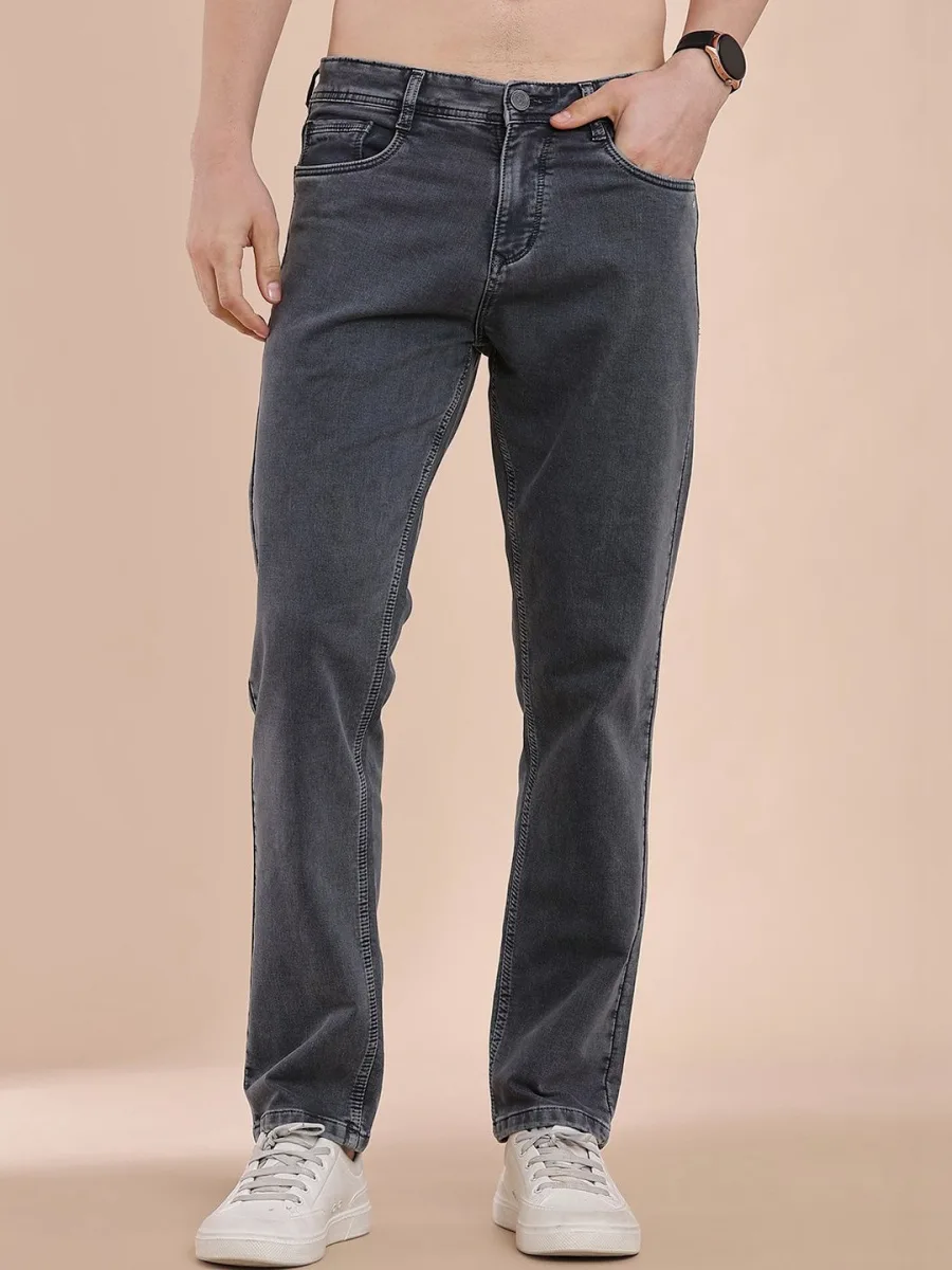 Bold High-Rise Jeans