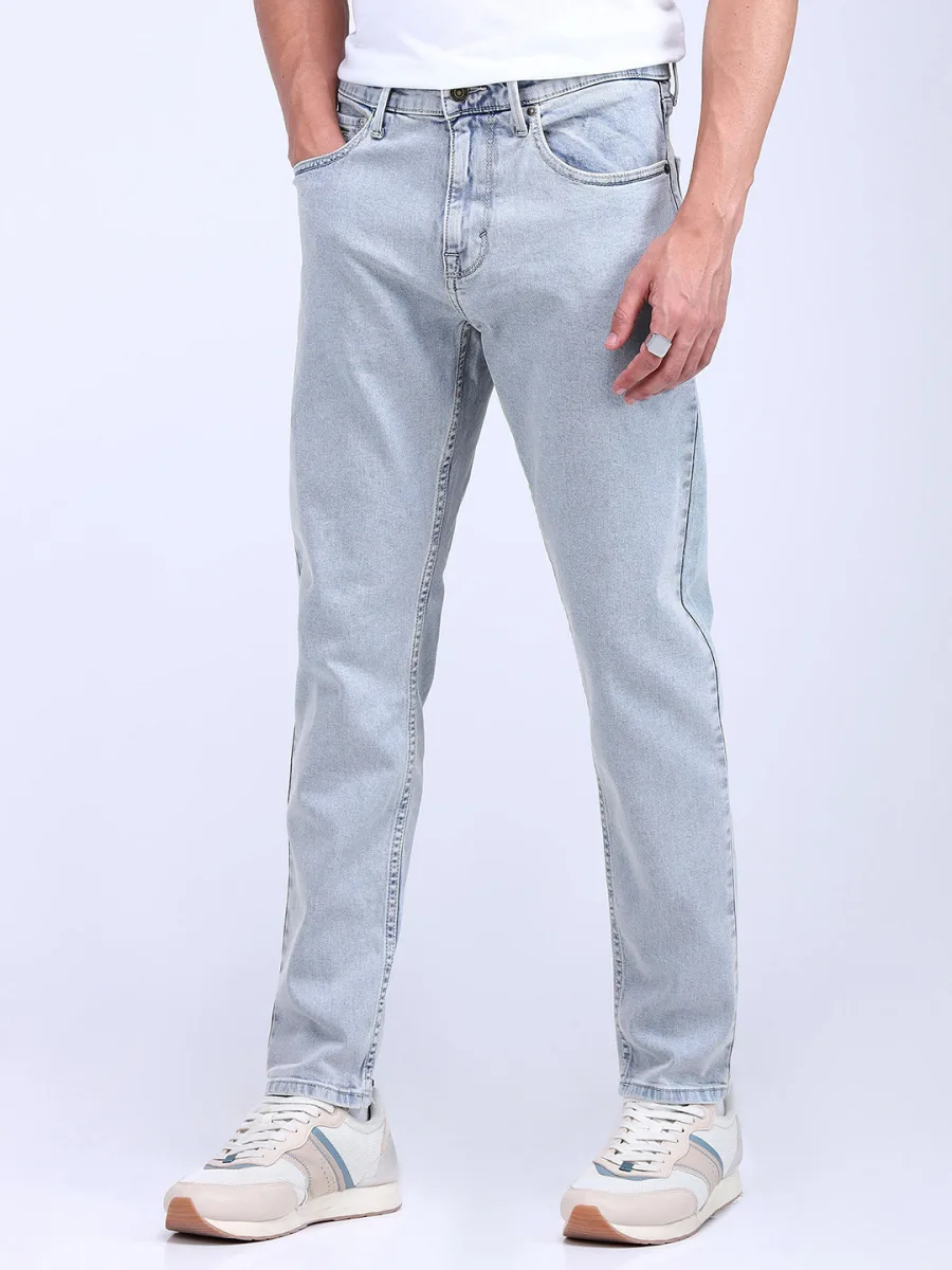 Men Tapered Fit Jeans