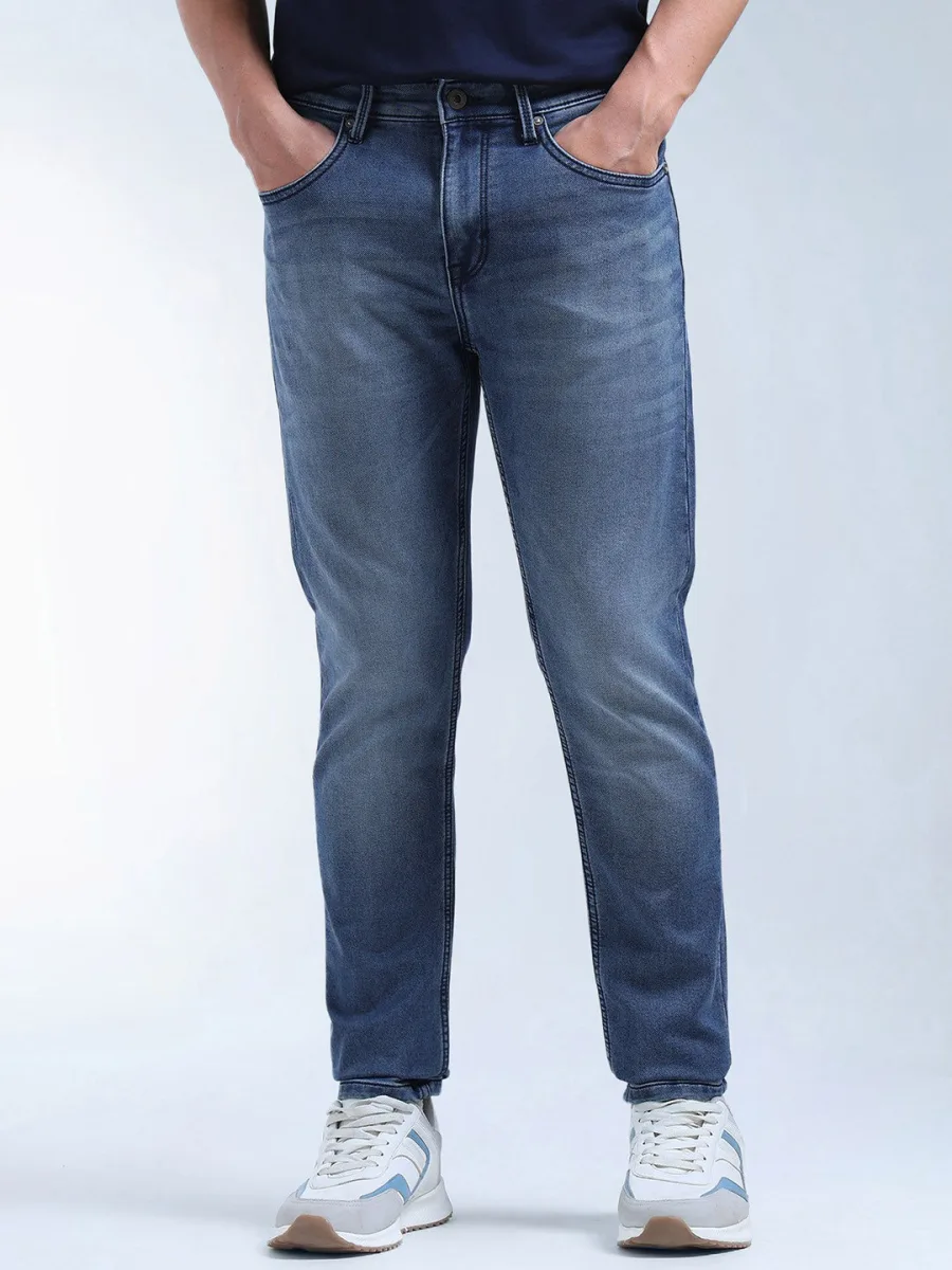 Men Tapered Fit Mid-Rise Jeans
