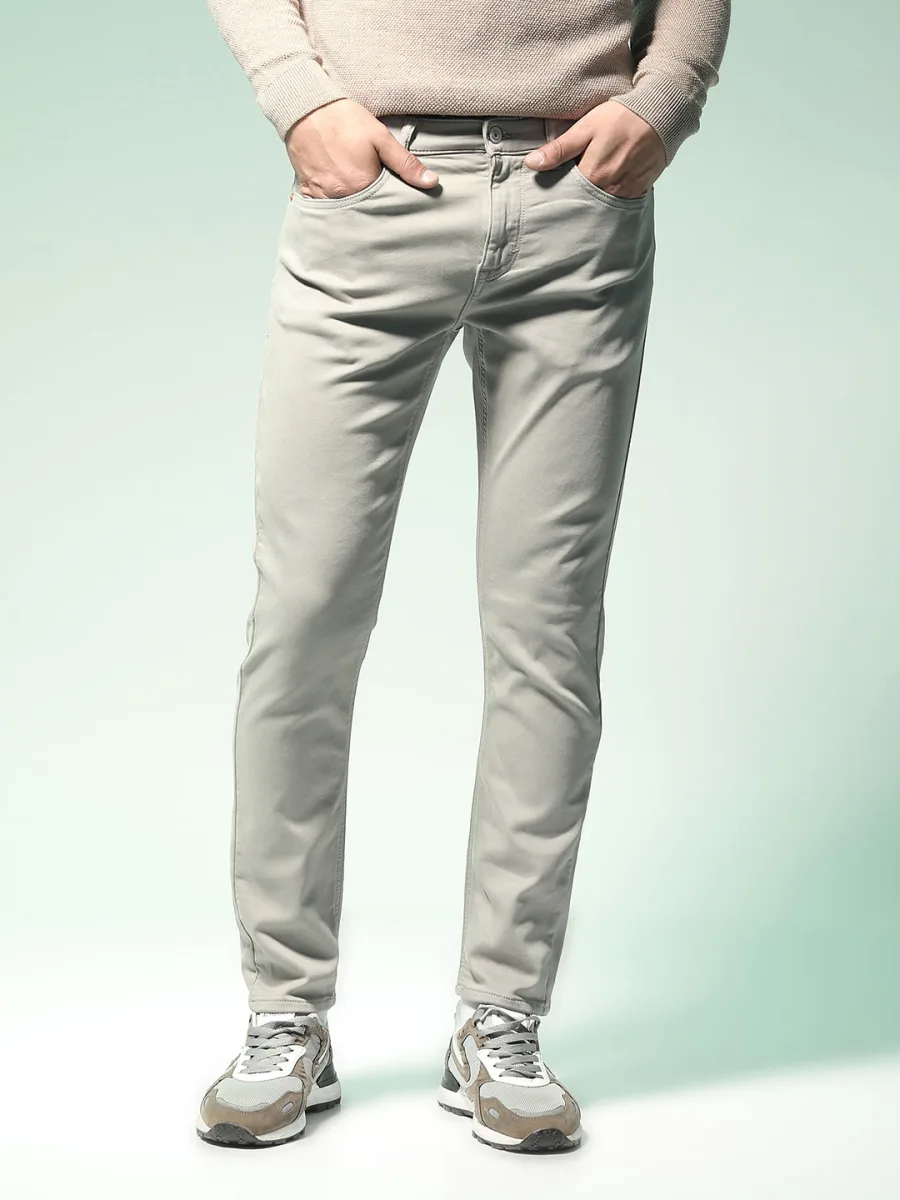 Men Slim Tapered Fit Jeans