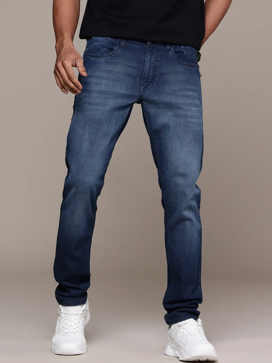 Essential High-Rise Jeans