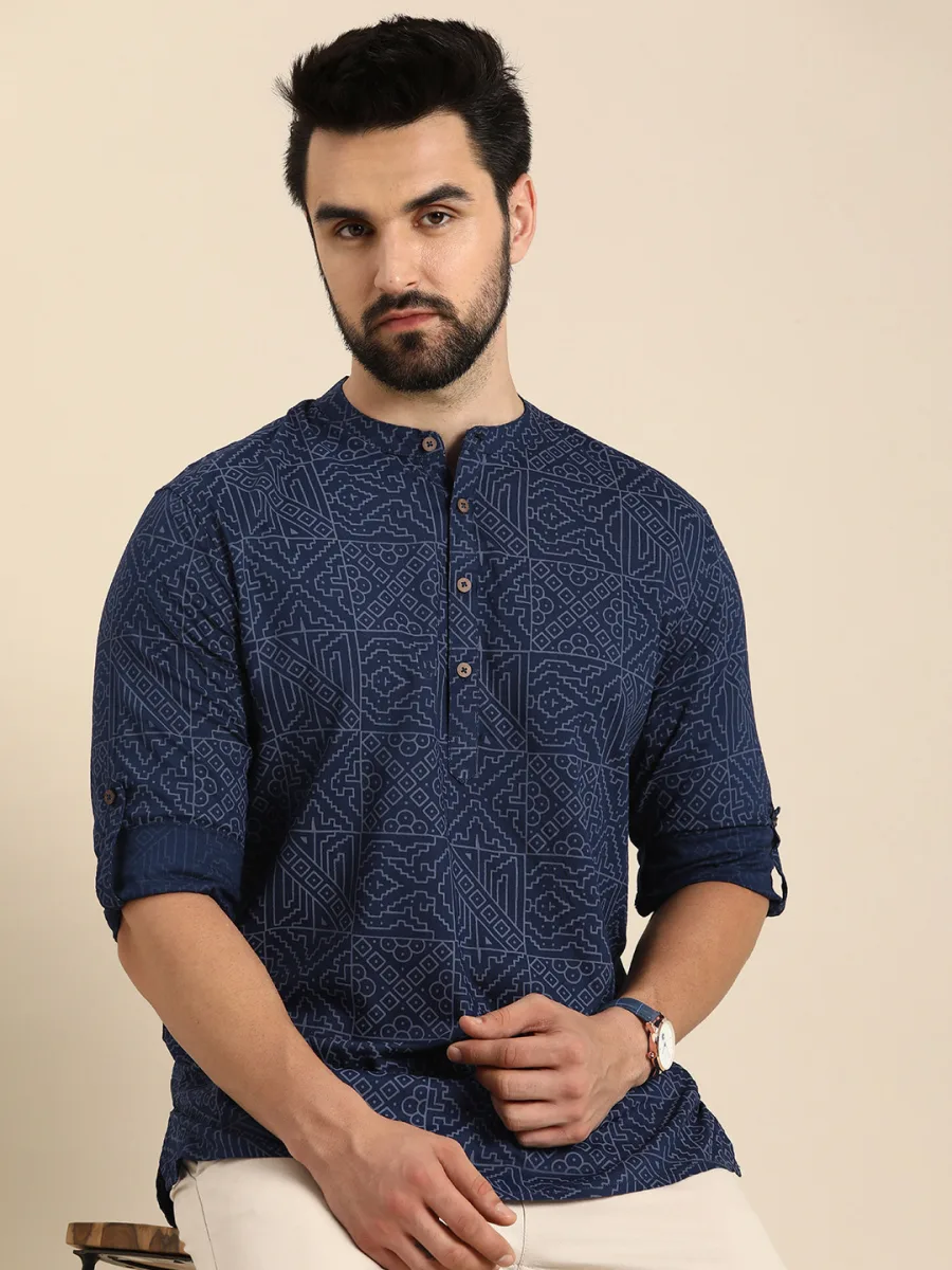 Men Geometric Printed Short Kurta