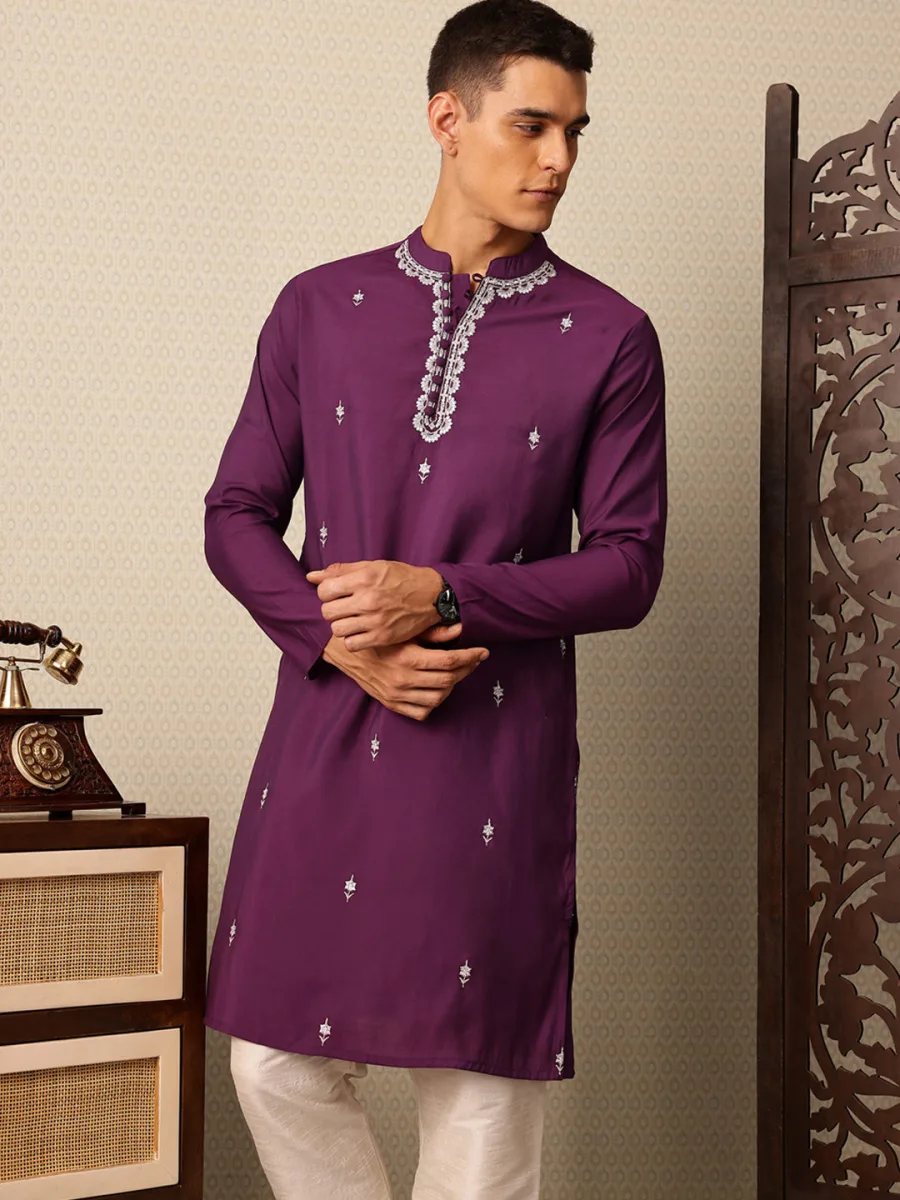 Floral Embroidered Kurta