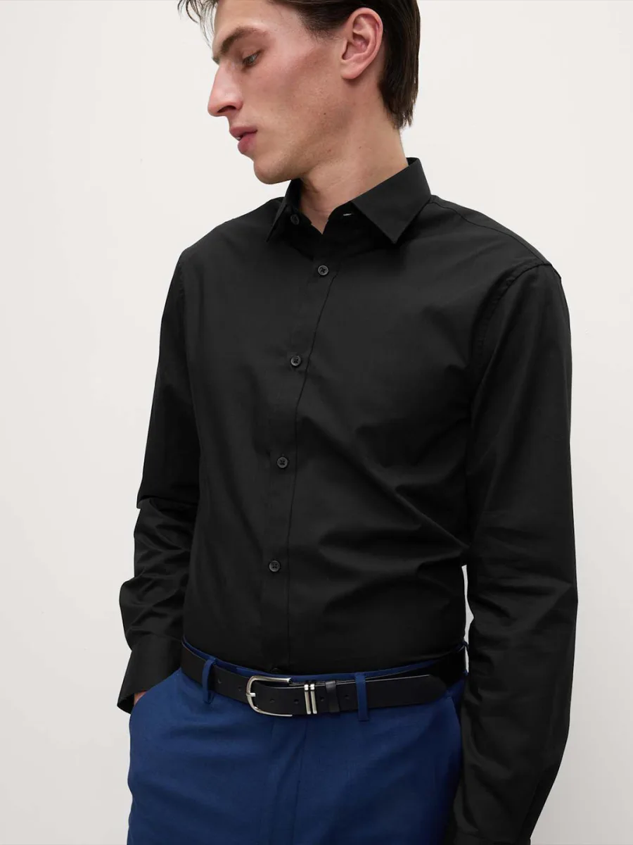 Men Solid Slim Fit Shirt