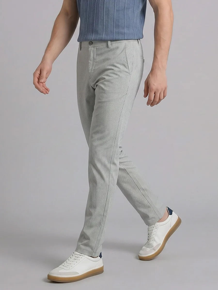 Classic Chinos