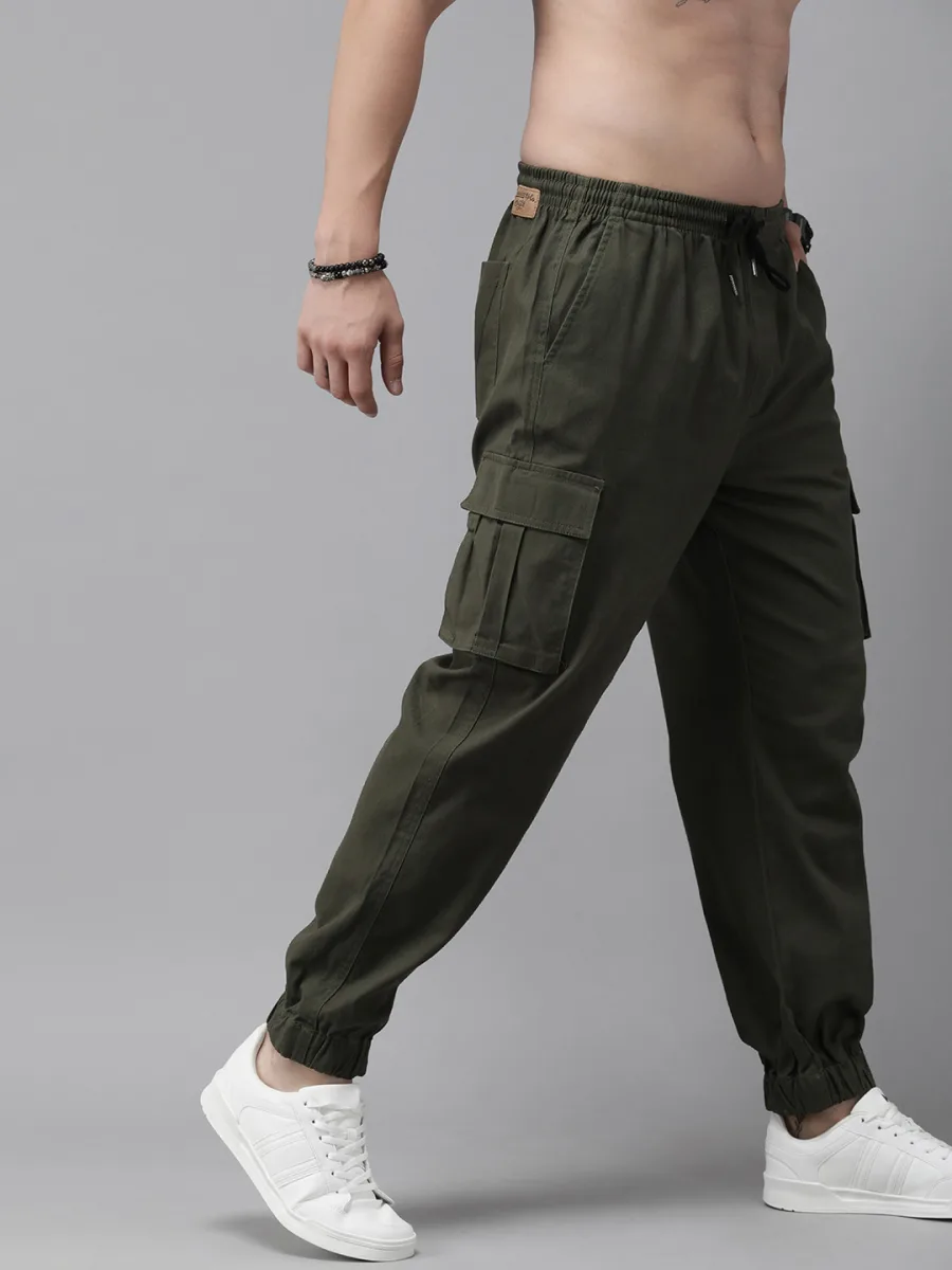 Men Mid-Rise Cargo Joggers