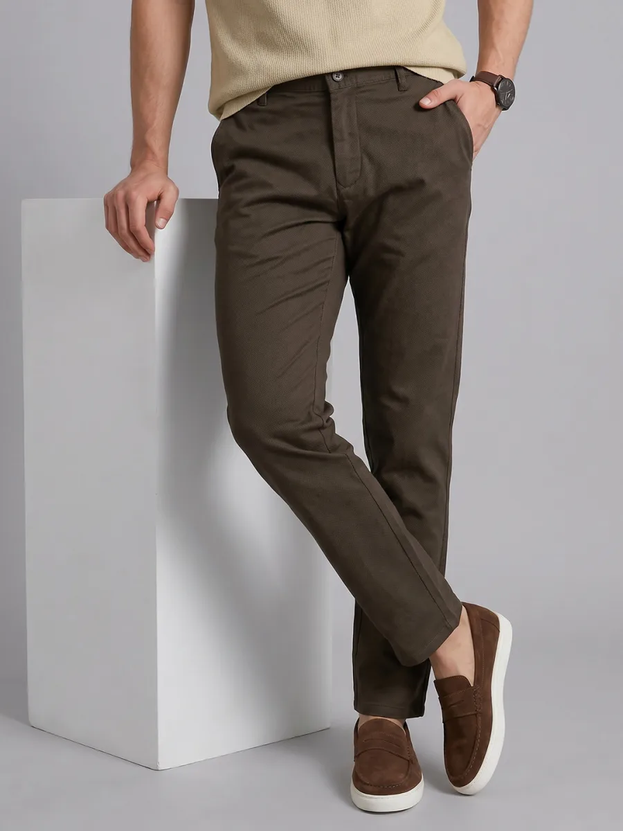Men Textured Chinos Trousers