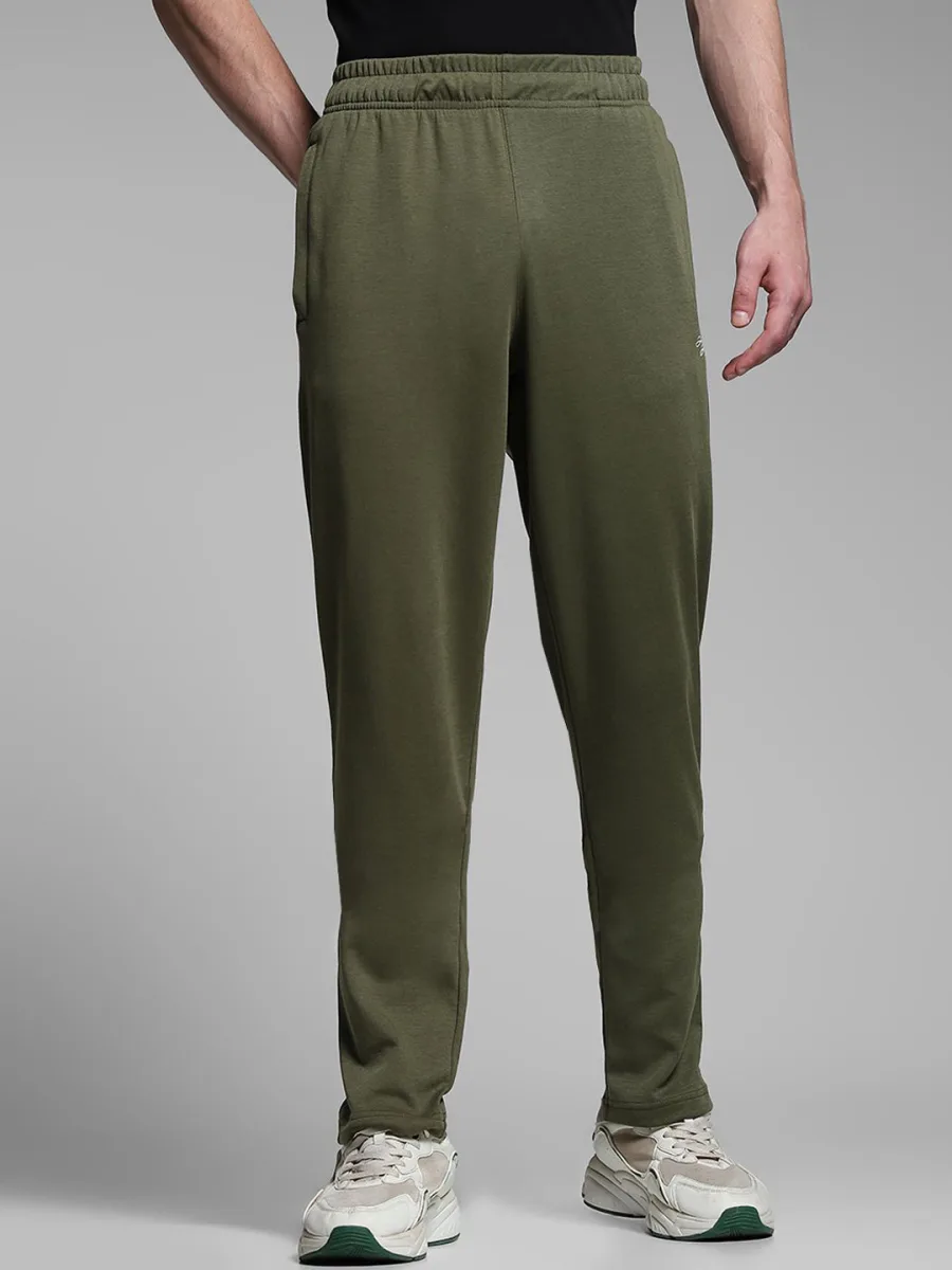 Men Mid-Rise Track Pants