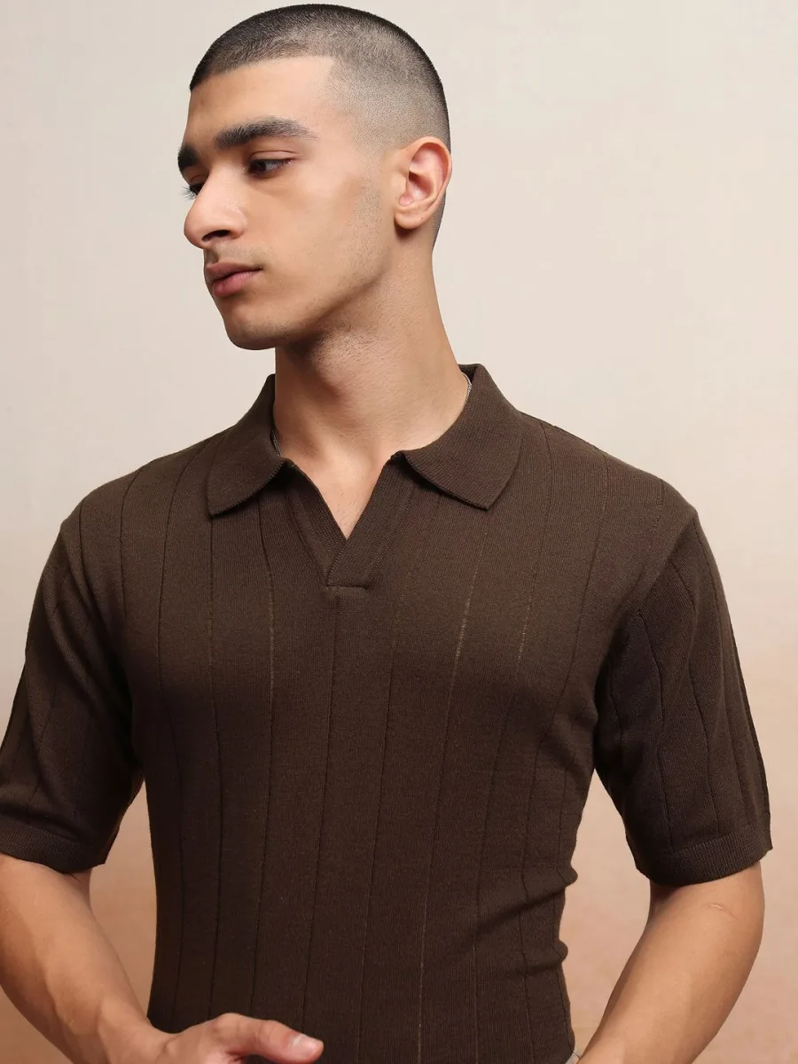 Hydrating V-Neck T-Shirt