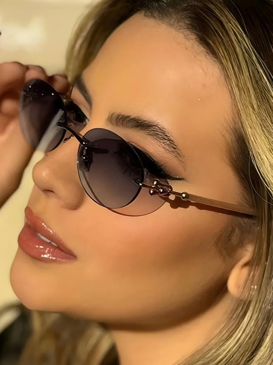 Grey Gradient Round Sunglasses