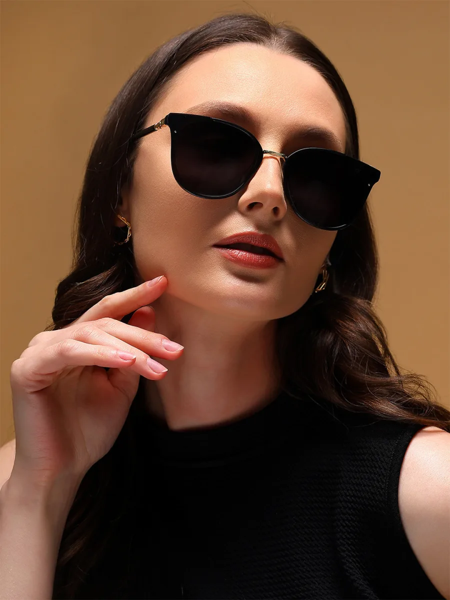 Black Cat-Eye Sunglasses