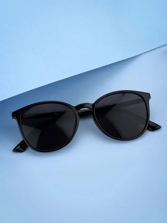 Black Round Sunglasses
