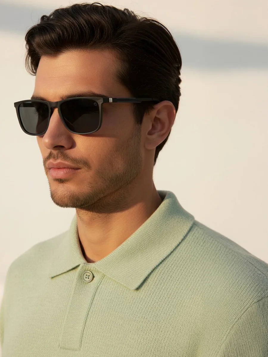 Black Square Sunglasses