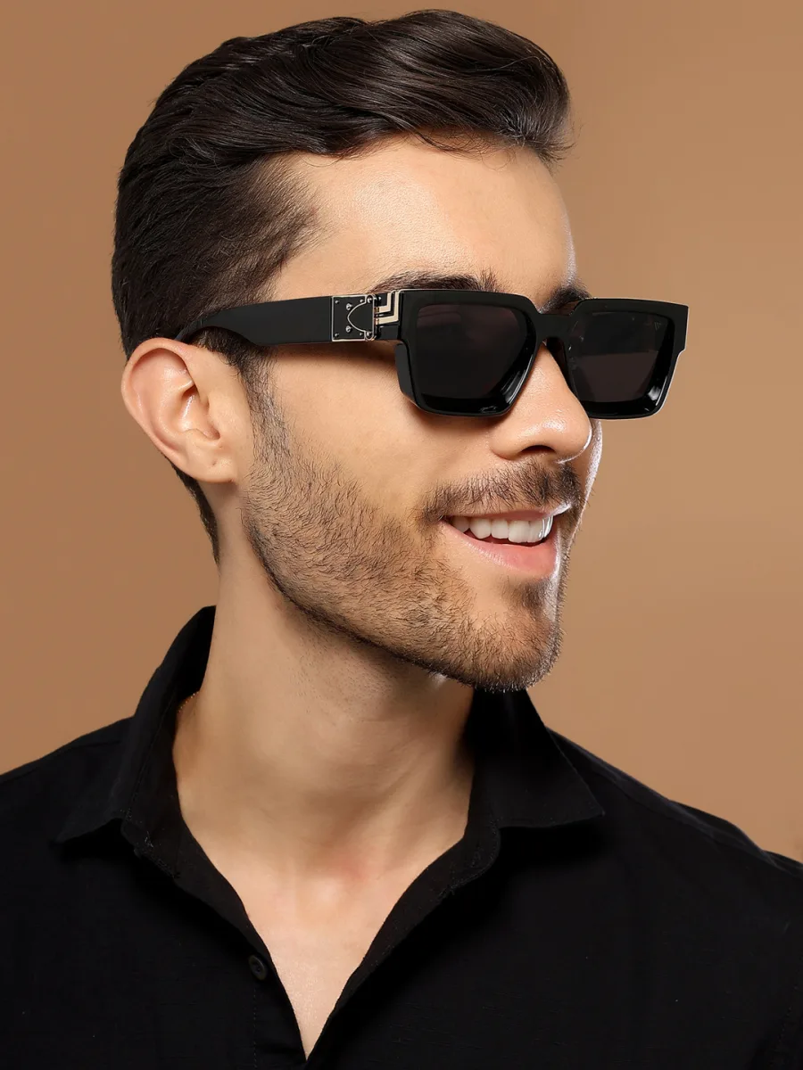 Black Square Sunglasses