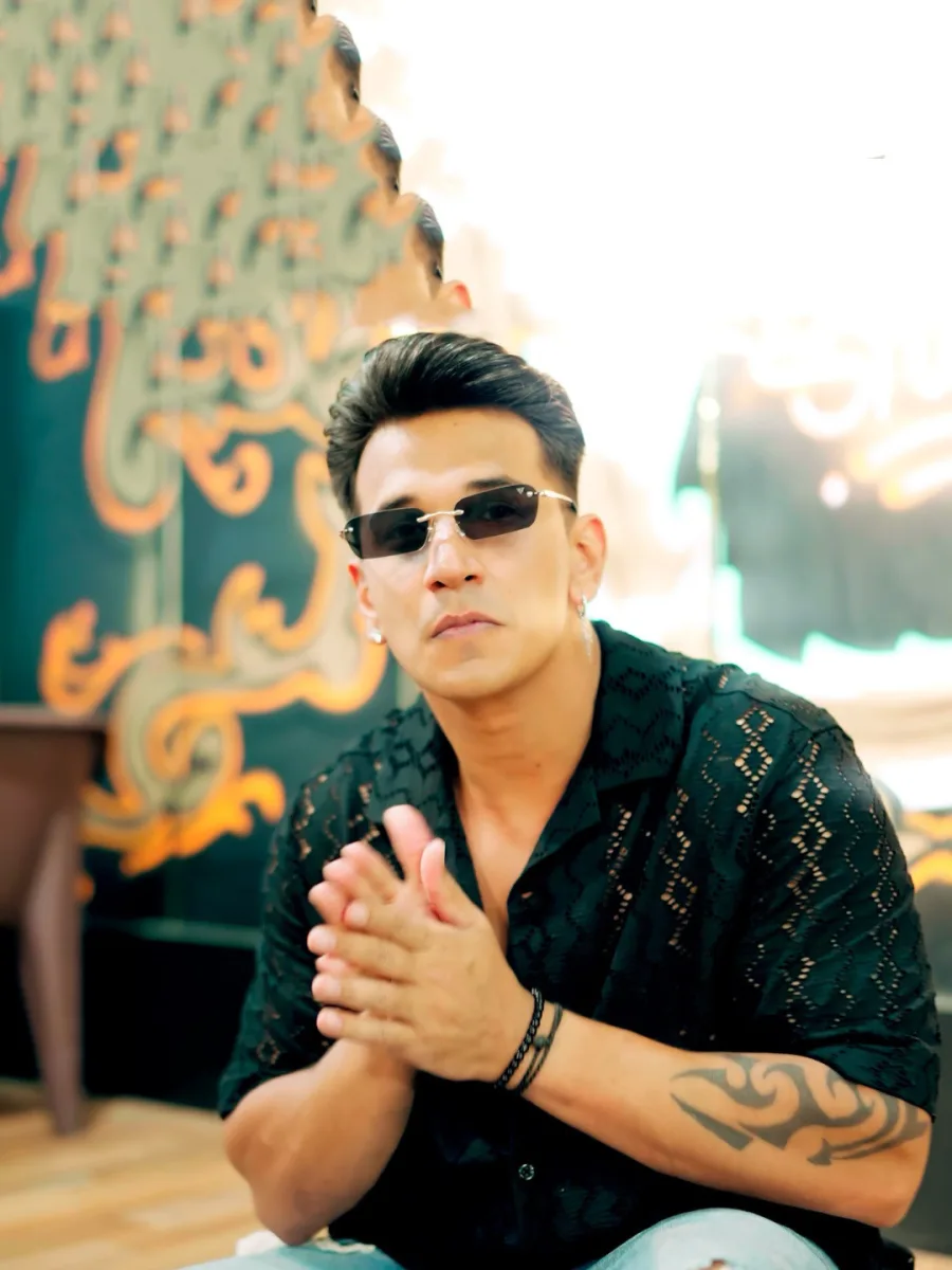 Gold Rectangle Sunglasses