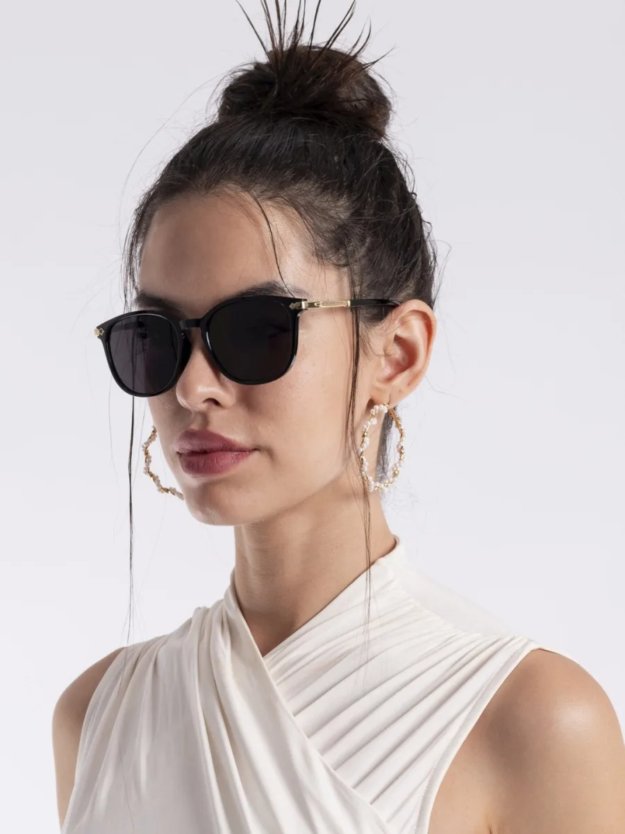 Black Round Sunglasses