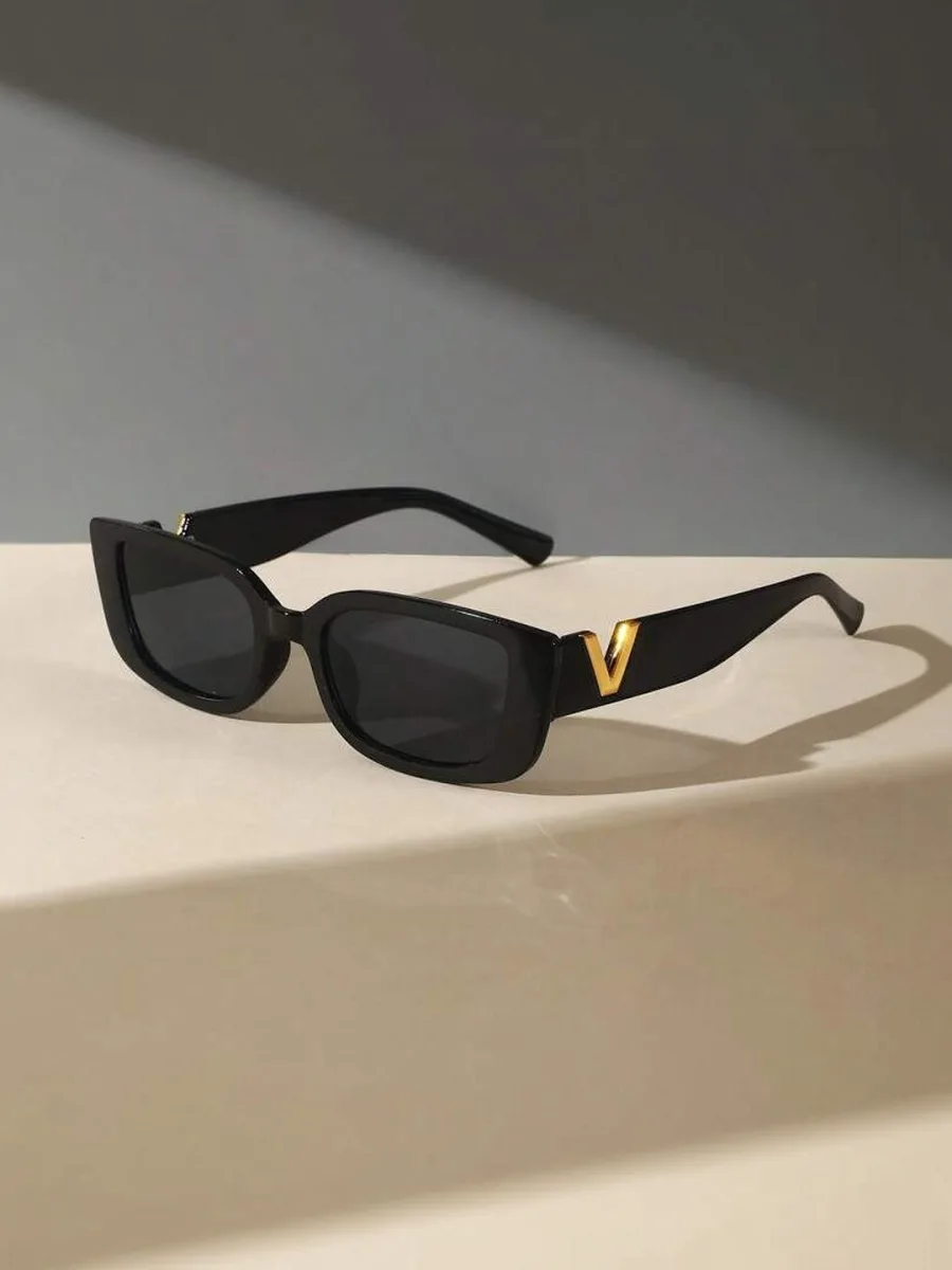 Black Rectangle Sunglasses