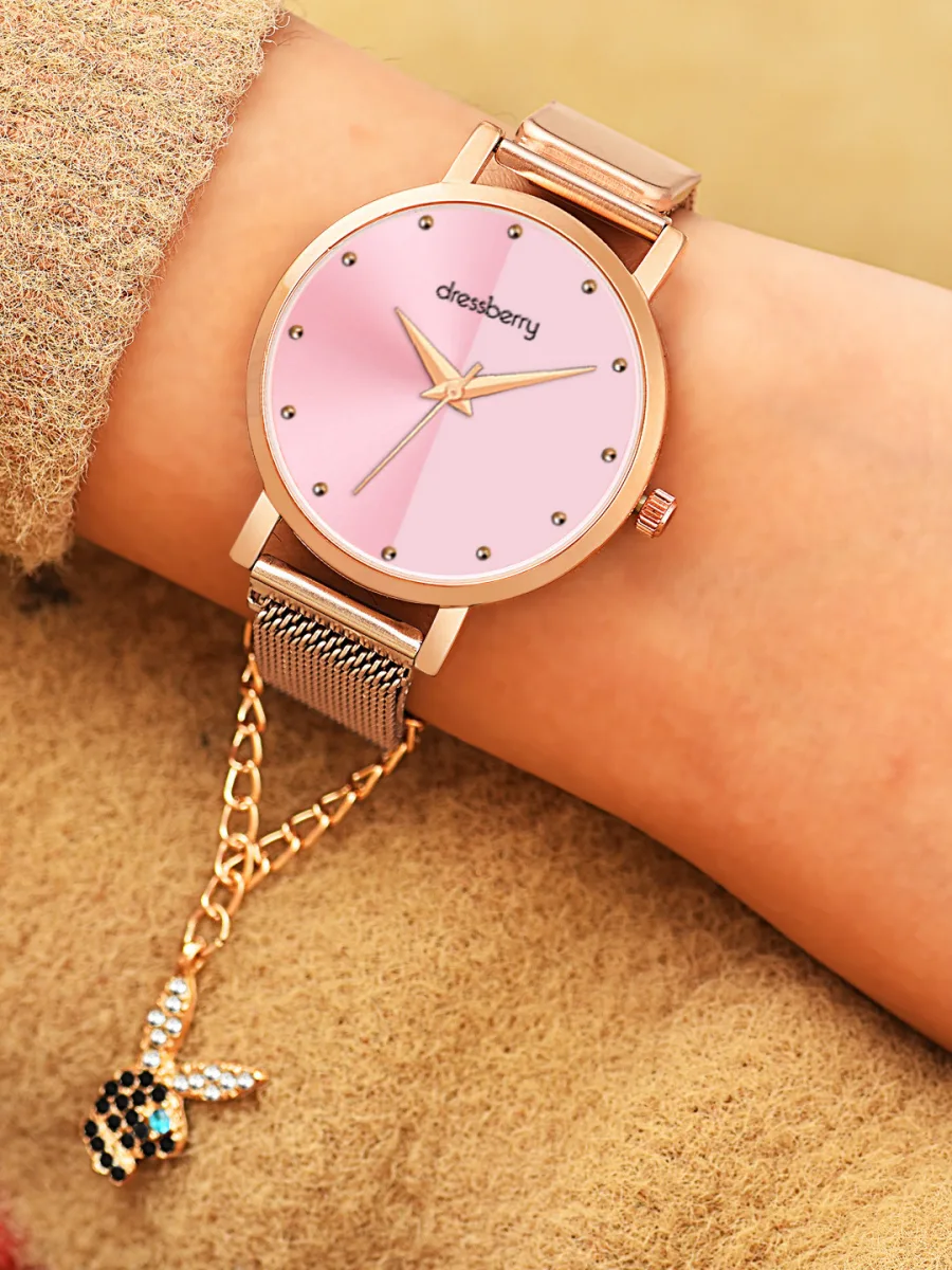 Rose Gold Mesh Analog Watch