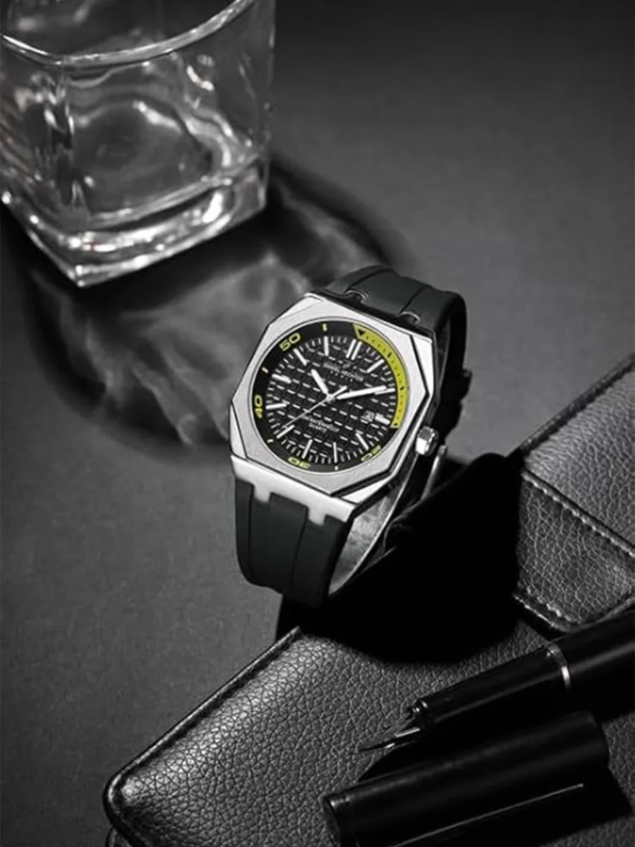 Octagone Dial & Analogue Watch