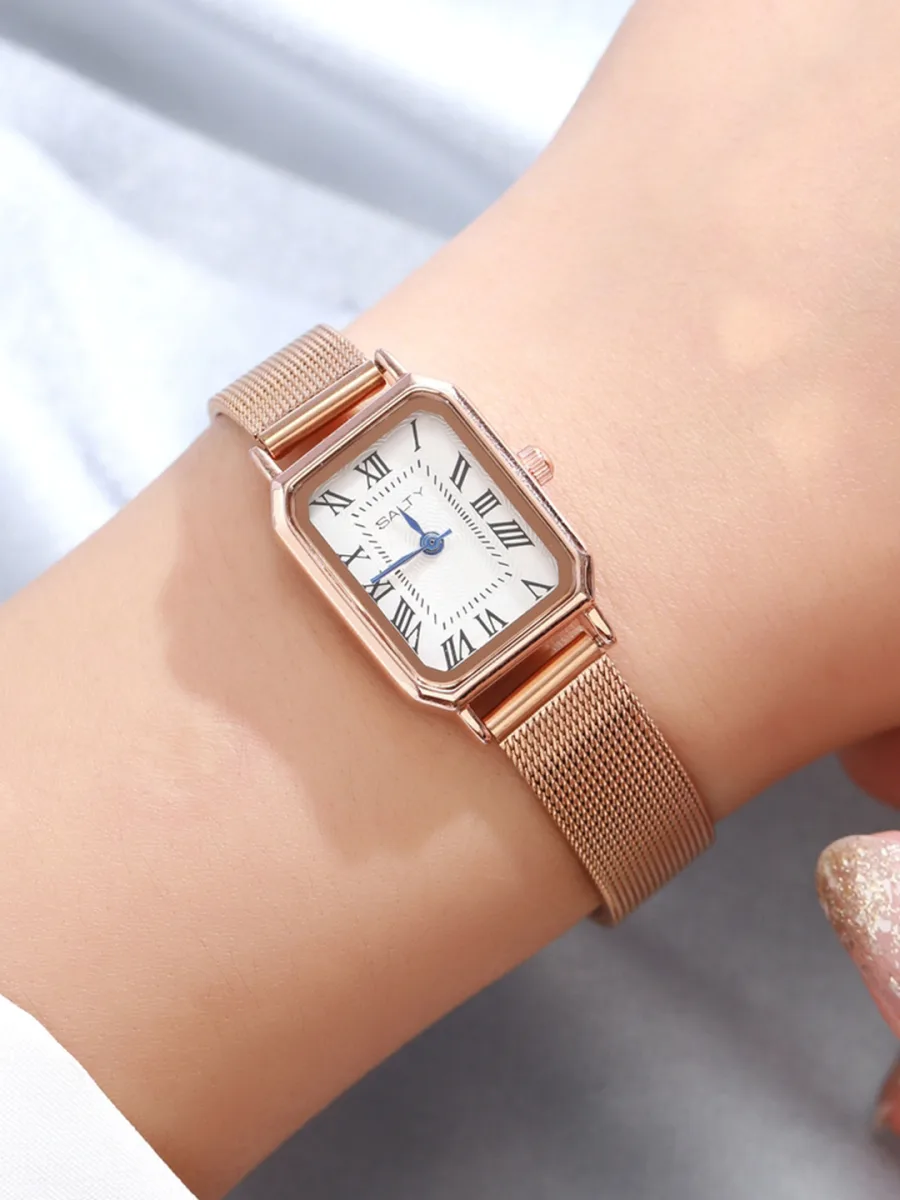 Dial Royale Rose Watch