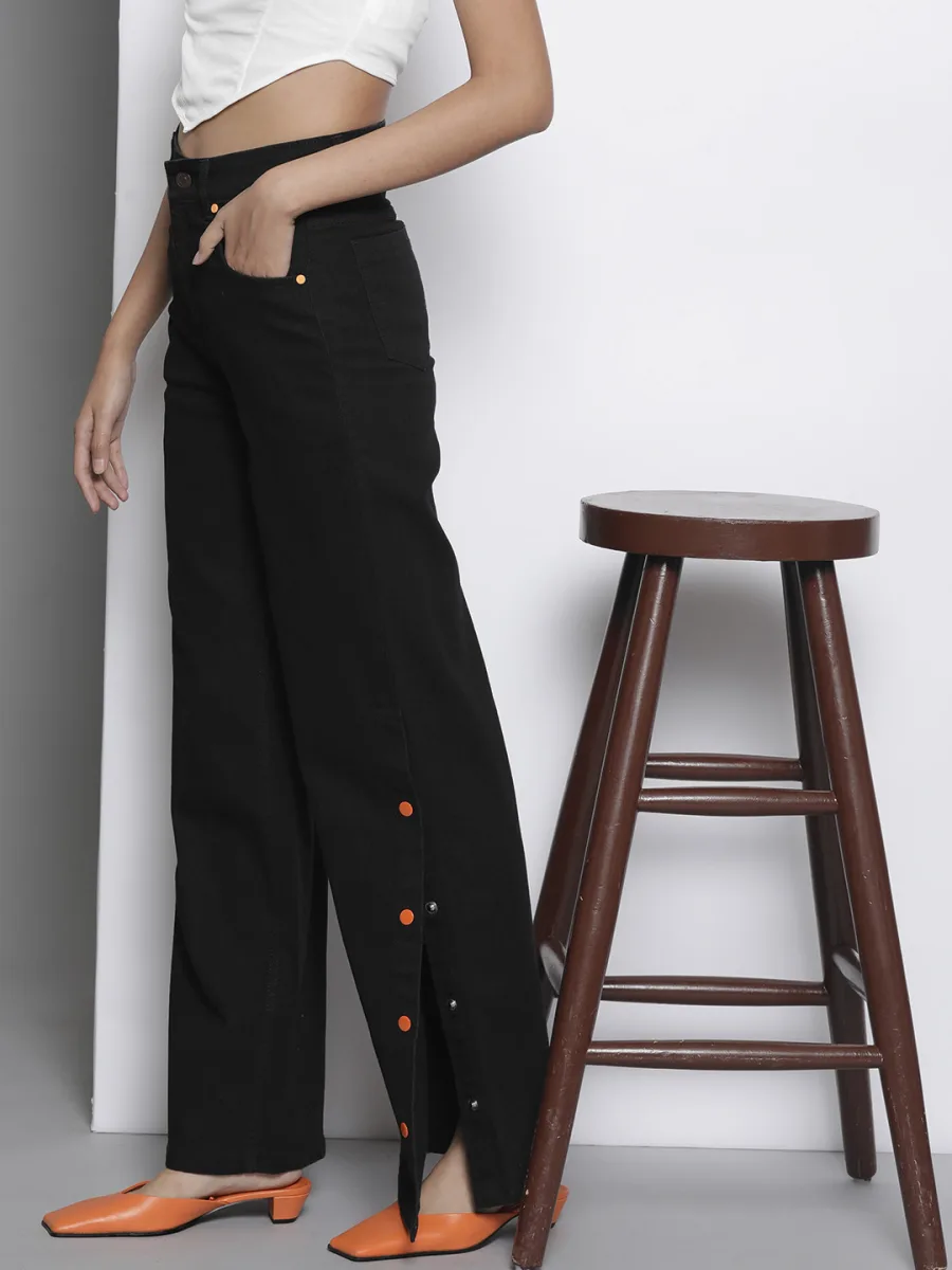 Women Straight Fit High-Rise Jeans