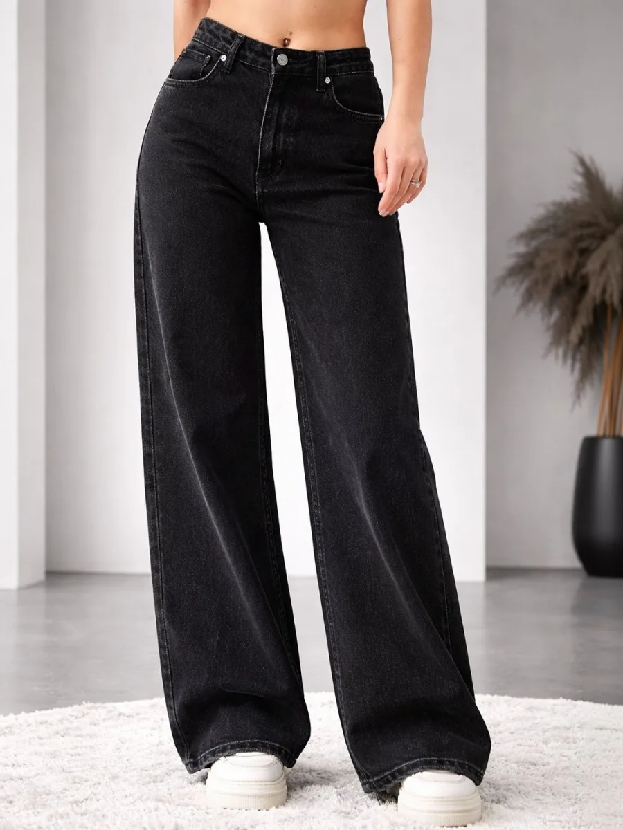 Soft Straight Fit Jeans — Peach
