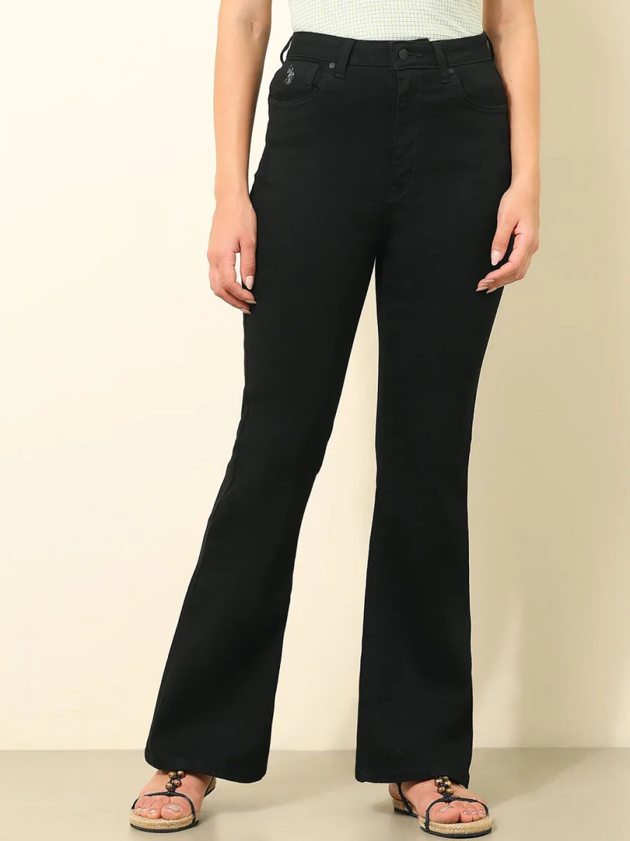 Studio Tapered Jeans