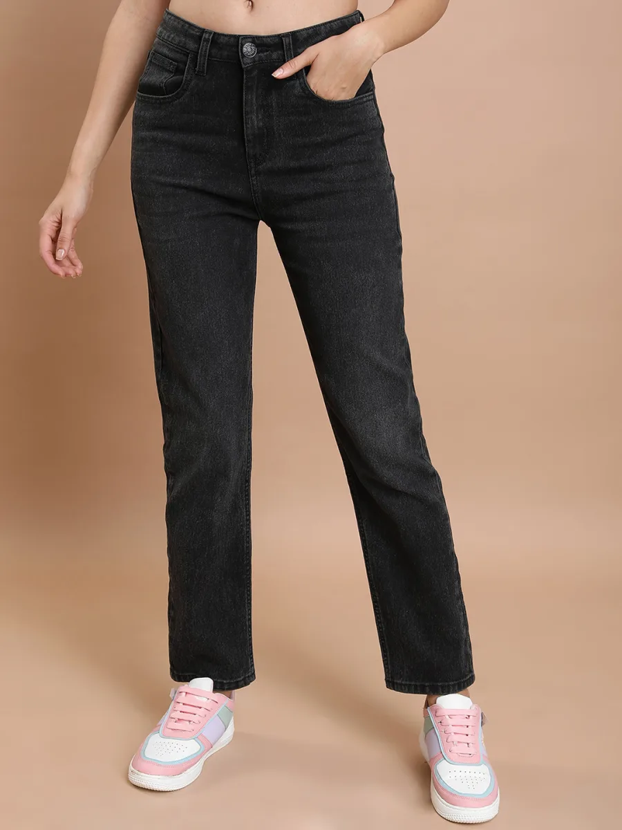 Women Straight Fit Jeans