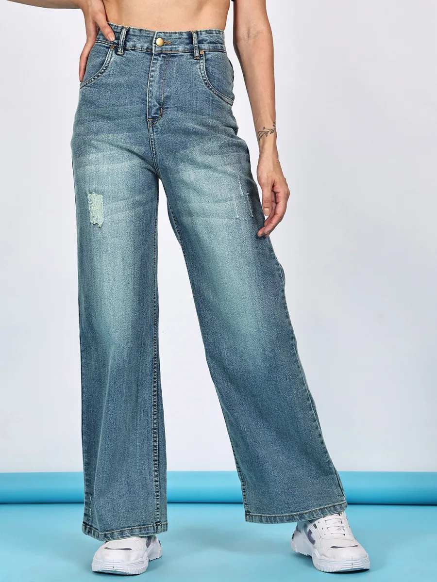Essential Tapered Jeans — Sunkissed